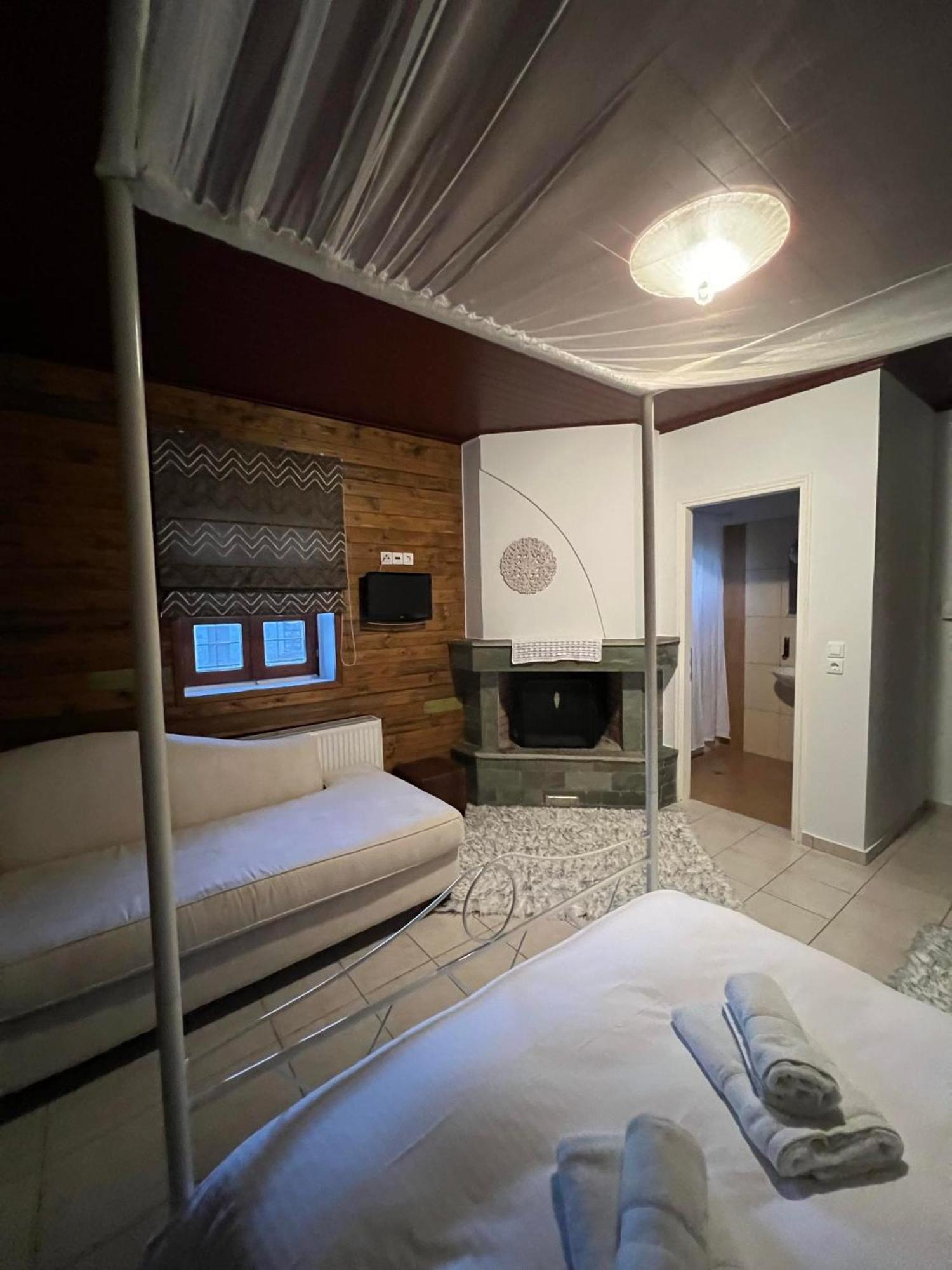 Ikojenia Traditional Lodge Πάπιγκο Εξωτερικό φωτογραφία